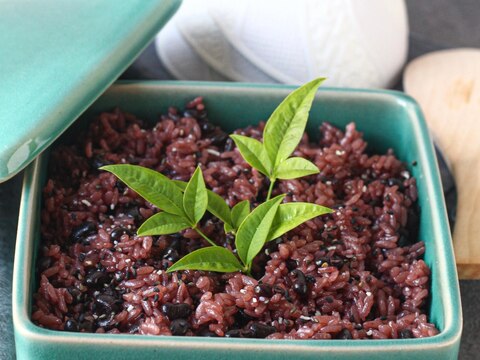 黒小豆（黒ささげ）を使ったお赤飯